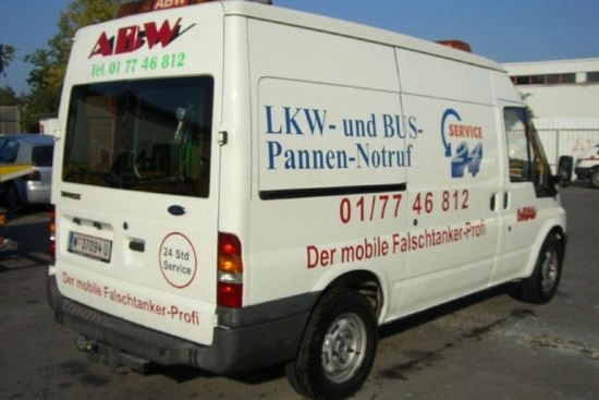 Fahrzeug von der T1 ABW Abschleppdienst GmbH 